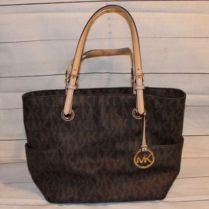 Michael Kors Shoulder Bag